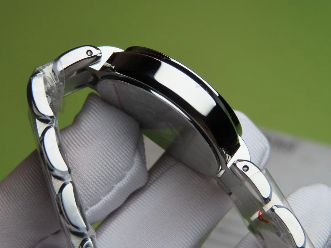 etc Longines New Heart Moon Collection Women's Model Watch — photographed off the sweep