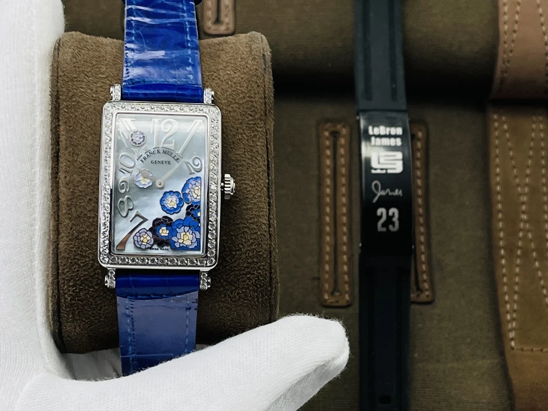 Franck Muller Long Island — photographed off the sweep
