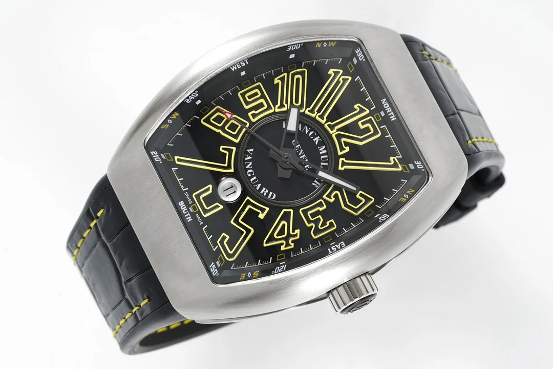 Franck Muller Vanguard Steel Blue Dial Diamond-Set 44 × 54mm — detail