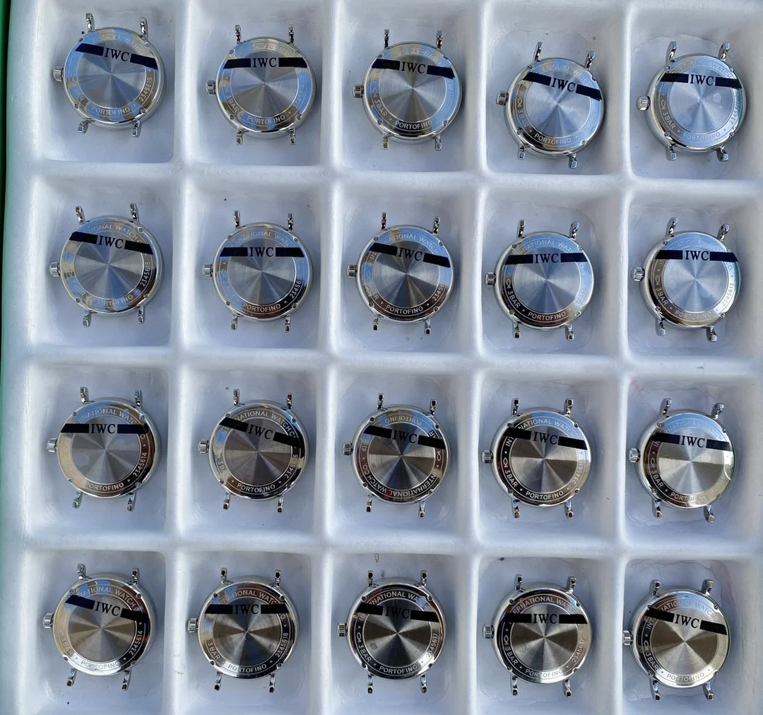 Fully original manufacturer's datasheet set! For watches — photographed off the sweep