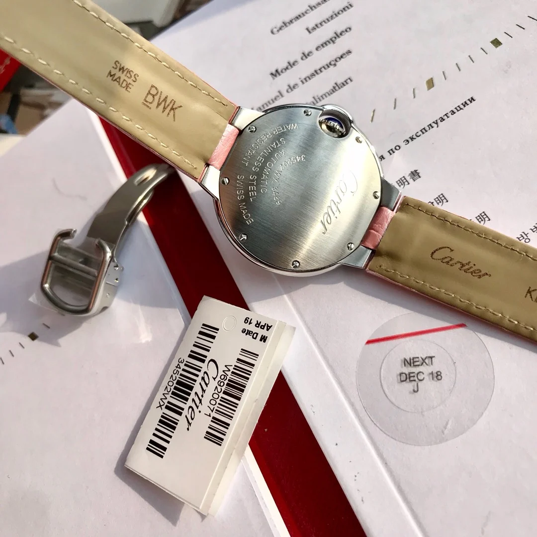 Genuine pearlescent American alligator leather! This strap sells — photographed off the sweep