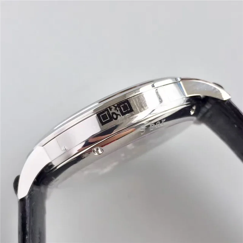 Glashütte Original Senator — photographed off the sweep