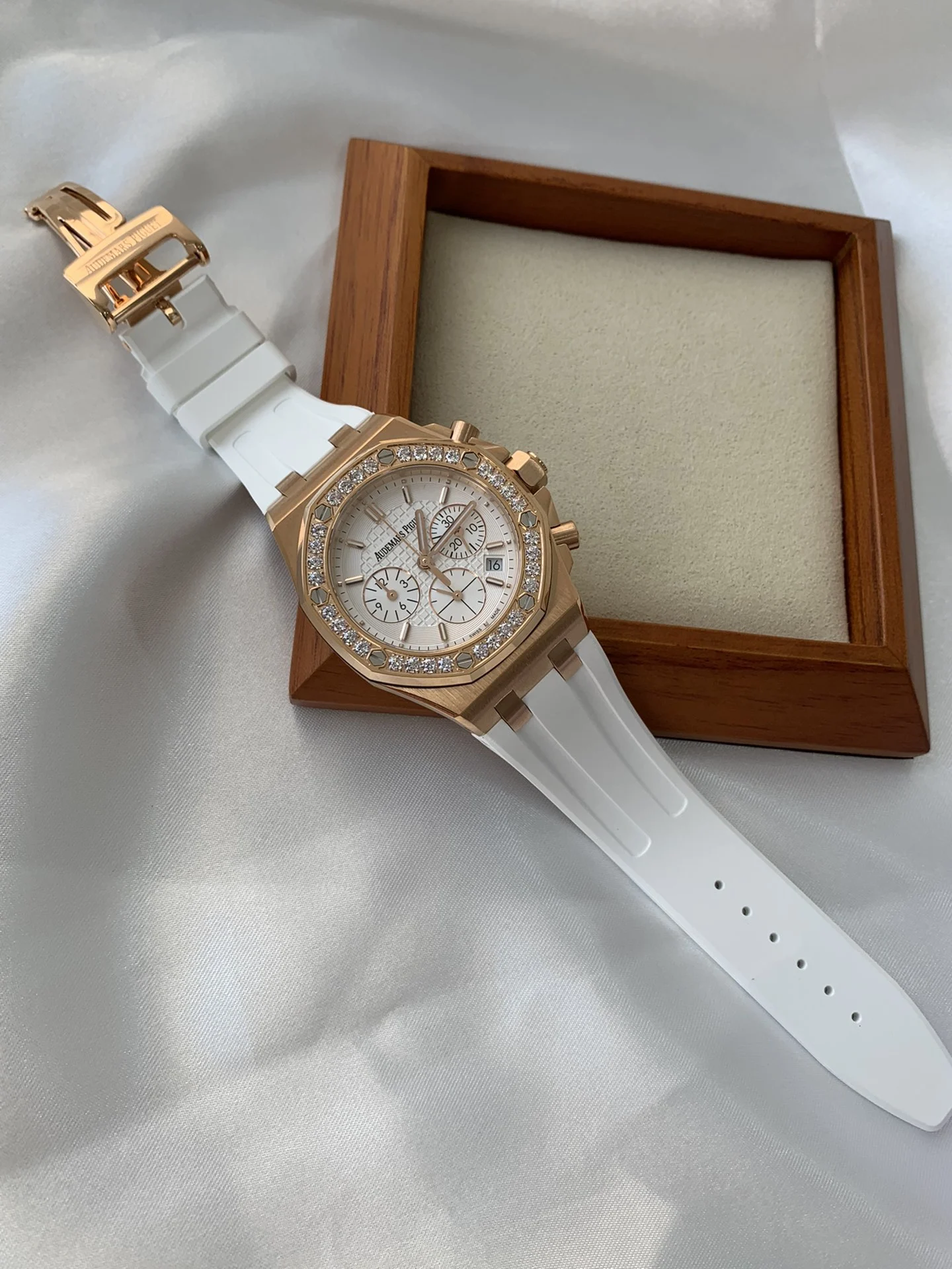 Gold and white — photographed off the sweep