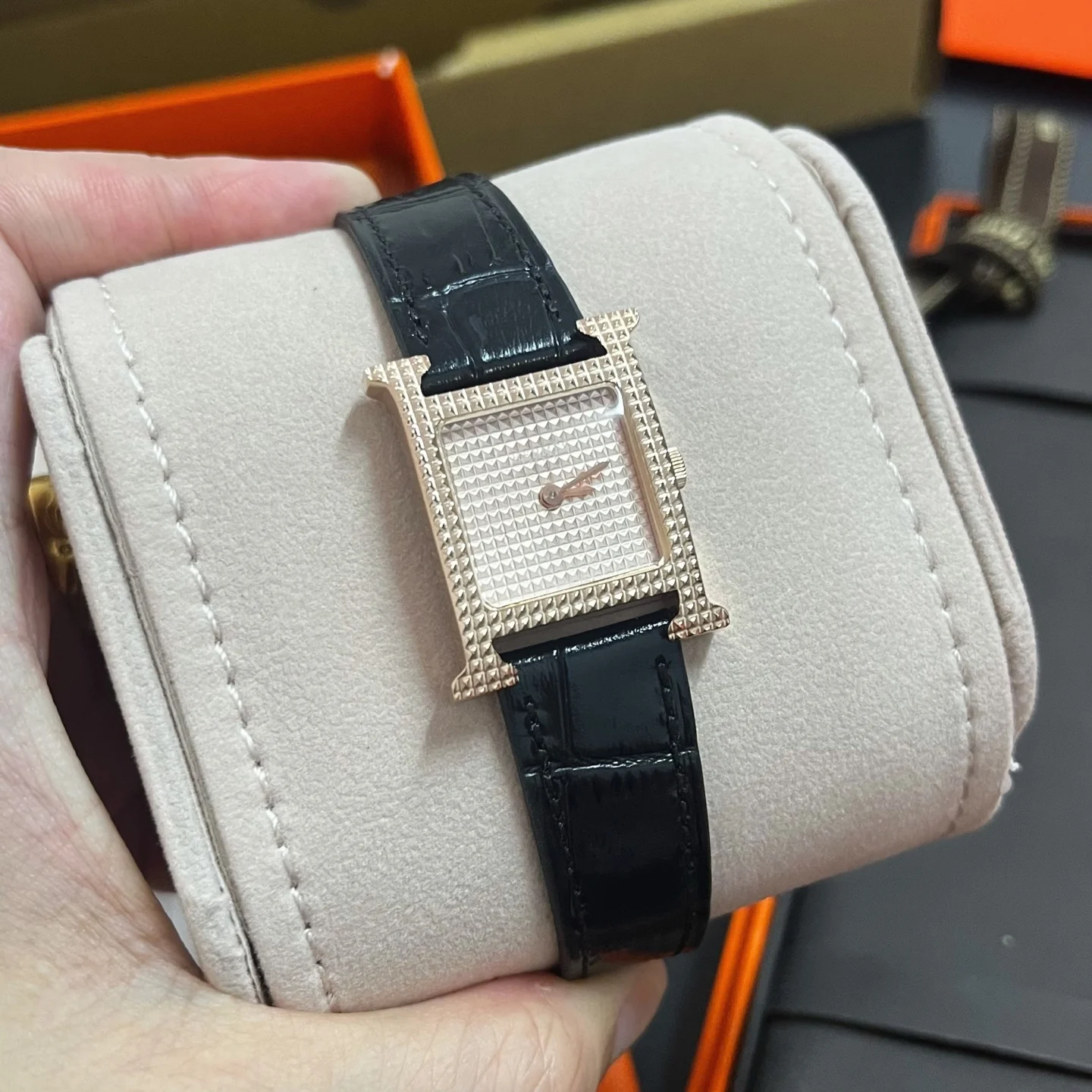 Hermès 21mm — photographed off the sweep