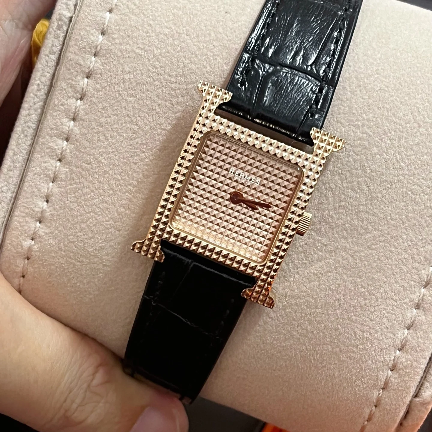 Hermès 21mm — photographed off the sweep