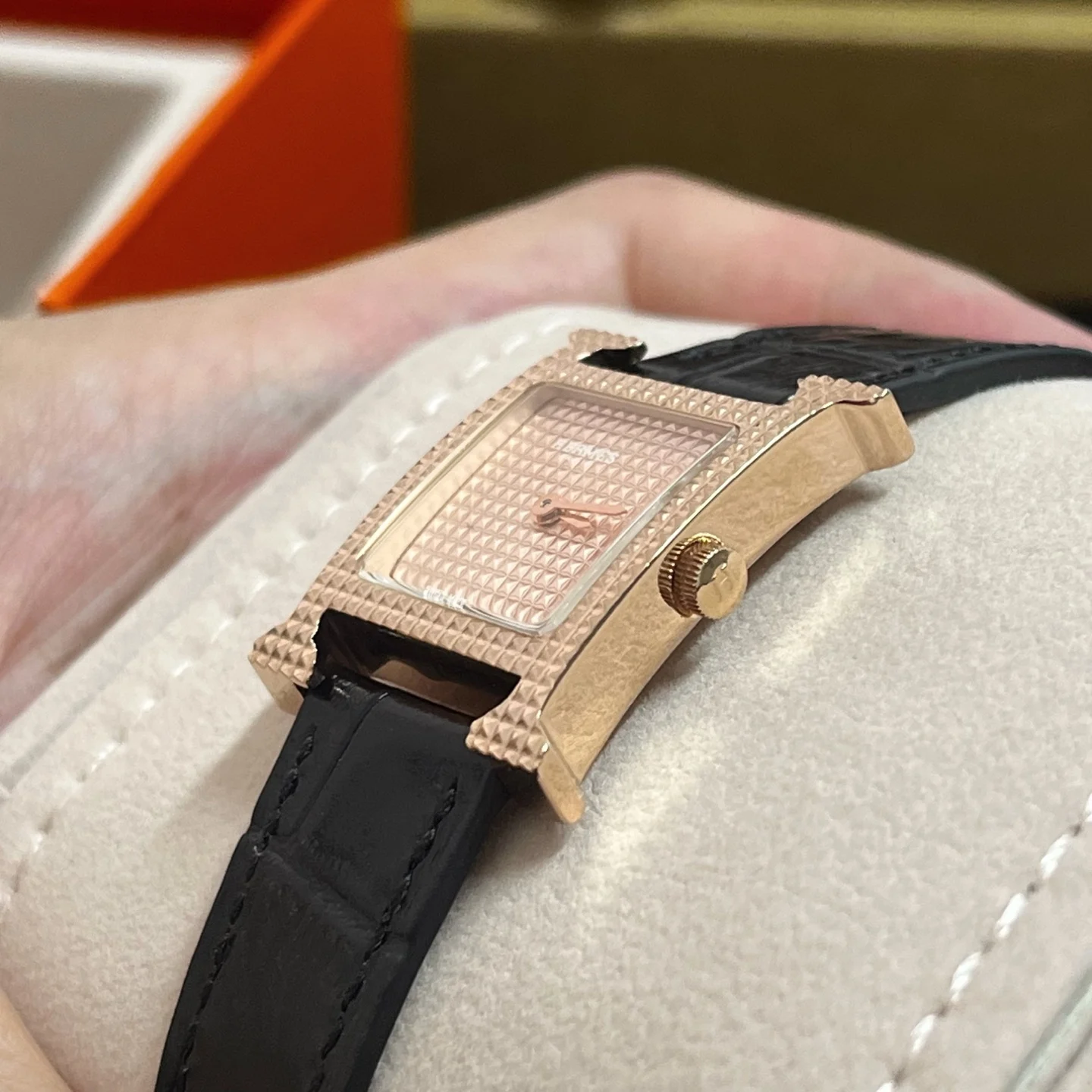 Hermès 21mm — photographed off the sweep