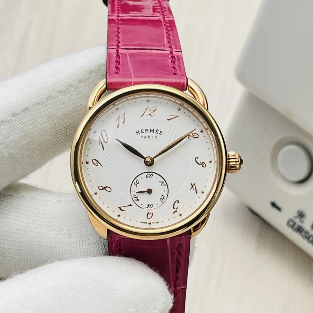 Hermès Arceau — photographed off the sweep