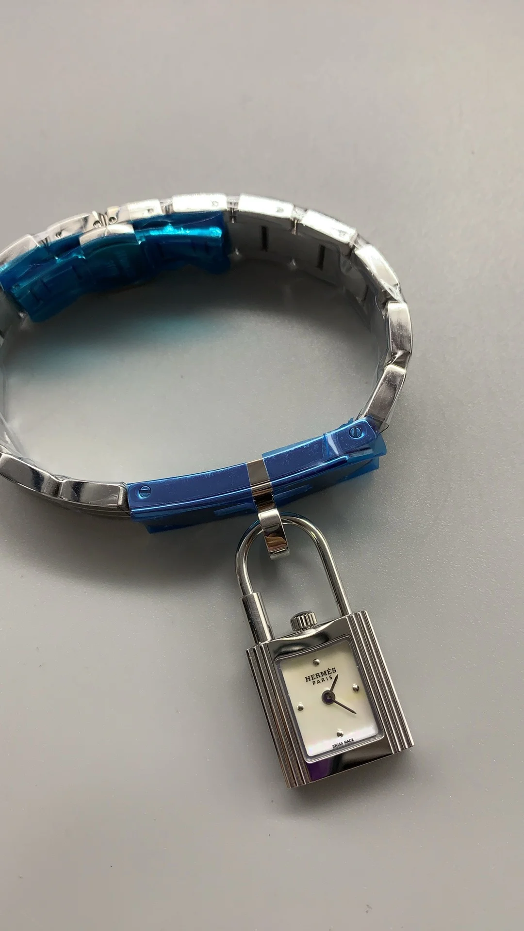 Hermès Hermes, locked — photographed off the sweep