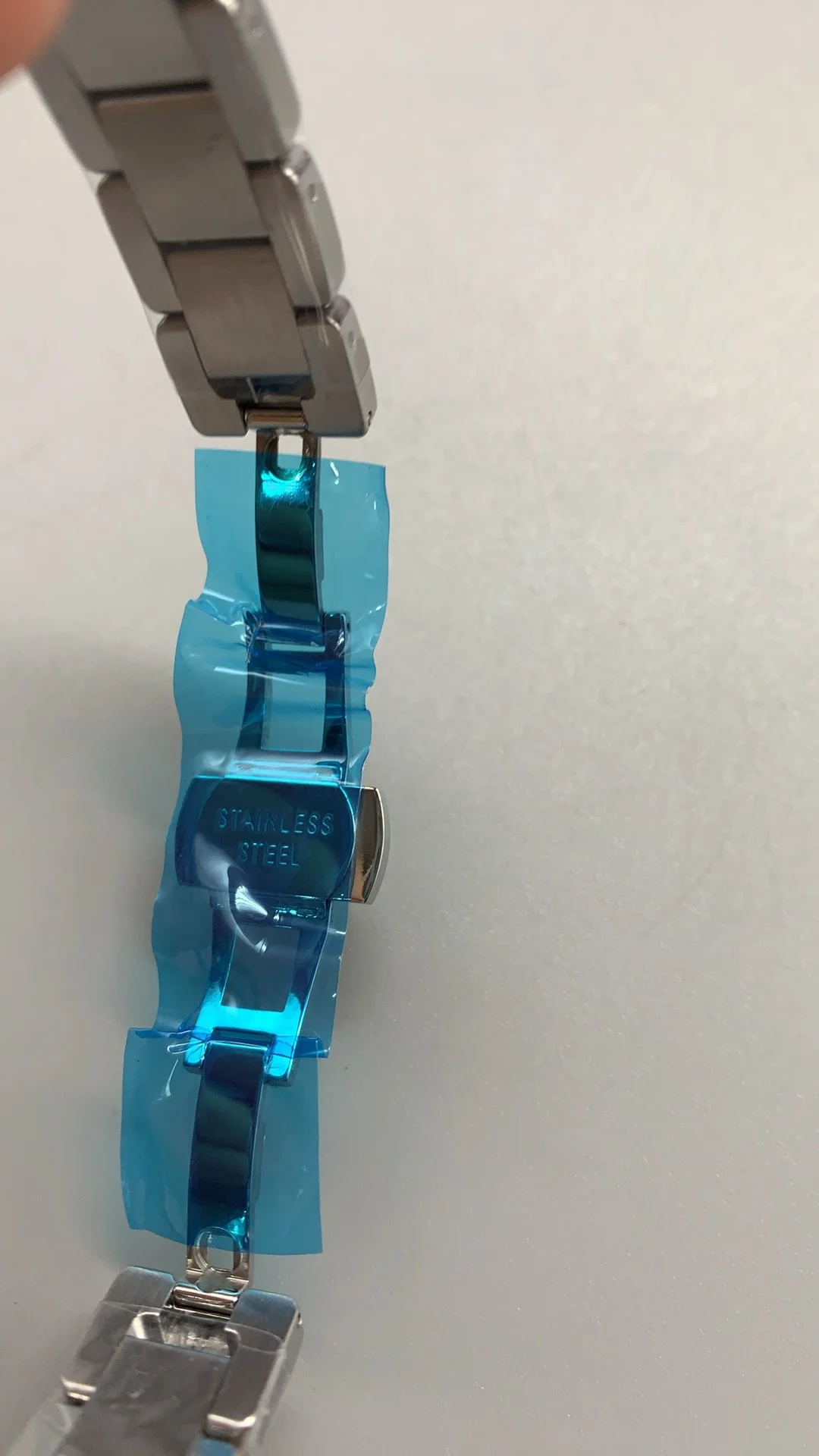 Hermès Hermes, locked — photographed off the sweep