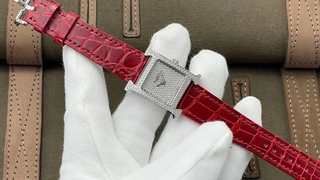 Hermès Yellow Gold 21mm