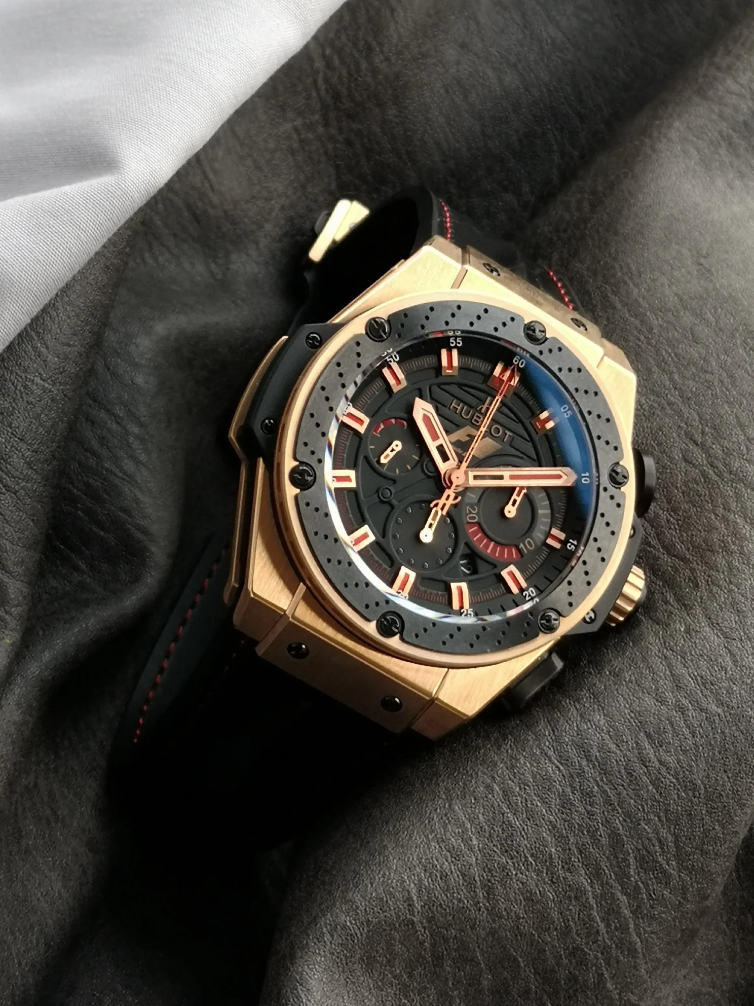 Hublot 703.OM.1138.NR.FMI11