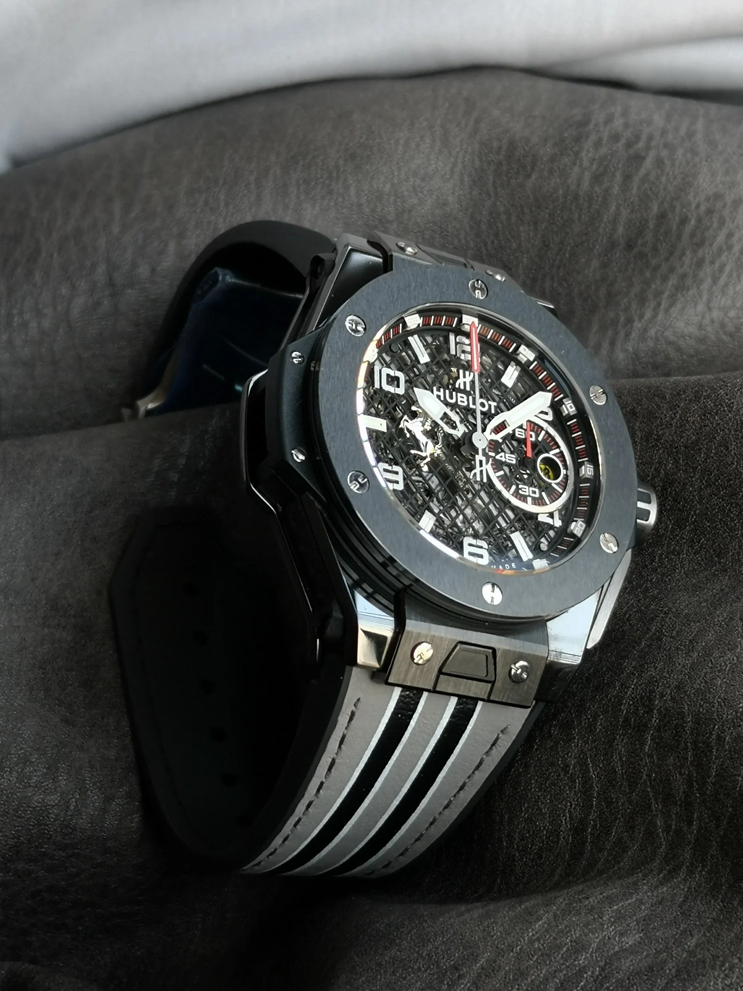 Hublot Big Bang 401.FX.1123.VR — photographed off the sweep