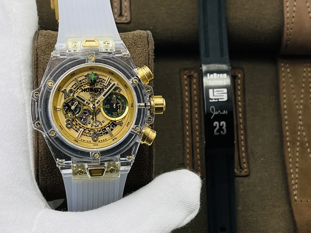 Hublot Big Bang 411.JX.4802.RT 45mm — photographed off the sweep