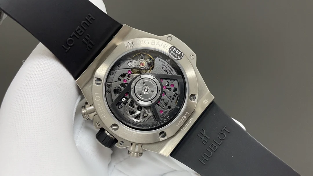 Hublot Big Bang 42mm — photographed off the sweep