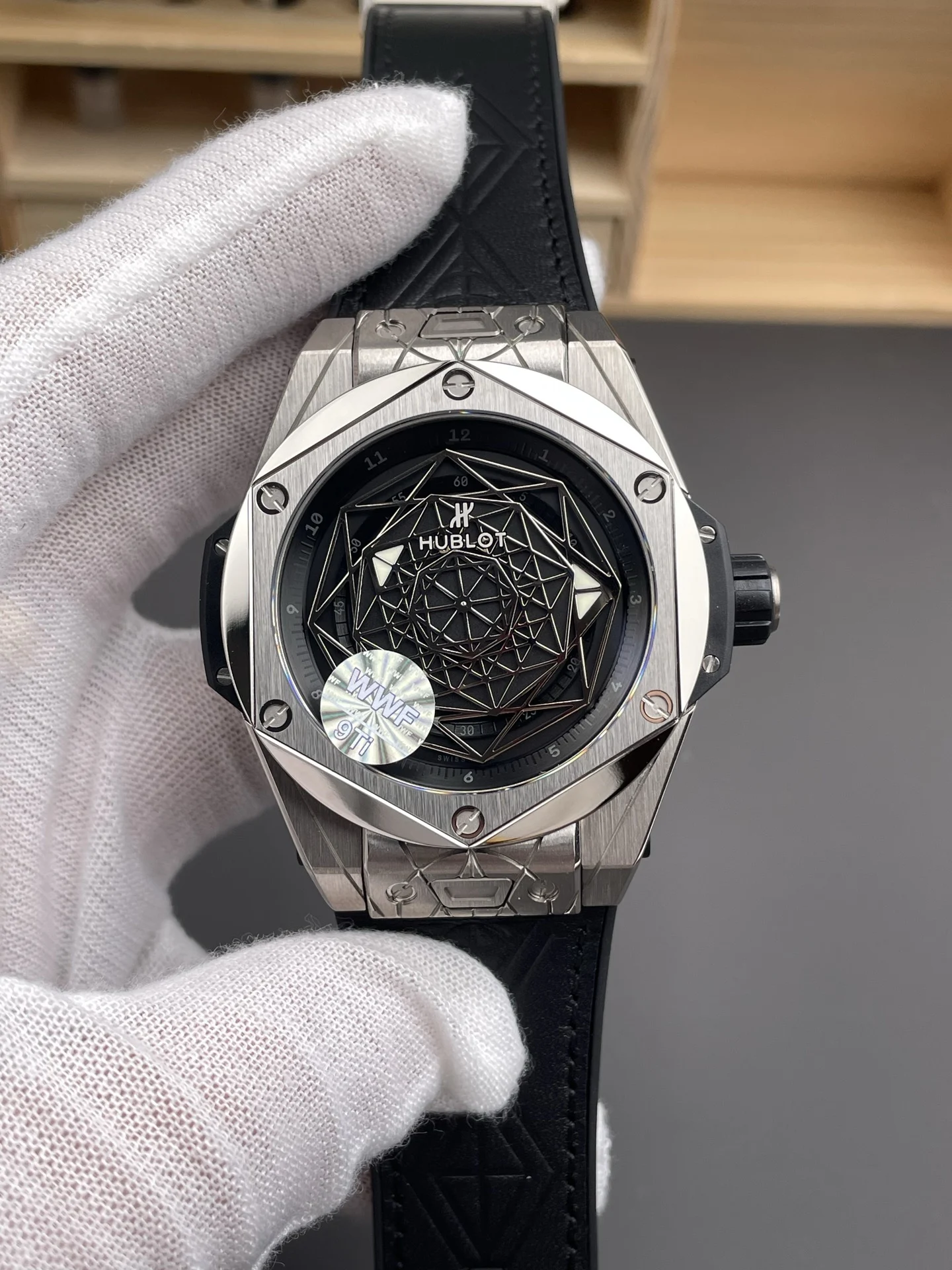 Hublot Big Bang 45mm — photographed off the sweep