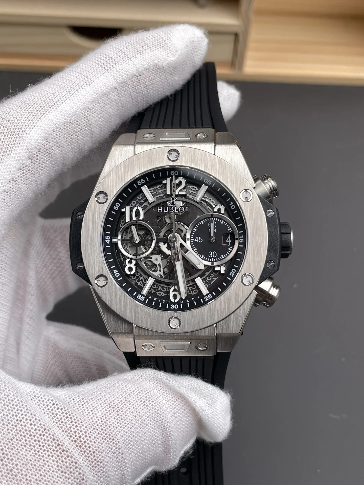 Hublot Big Bang Black Dial 42mm — photographed off the sweep