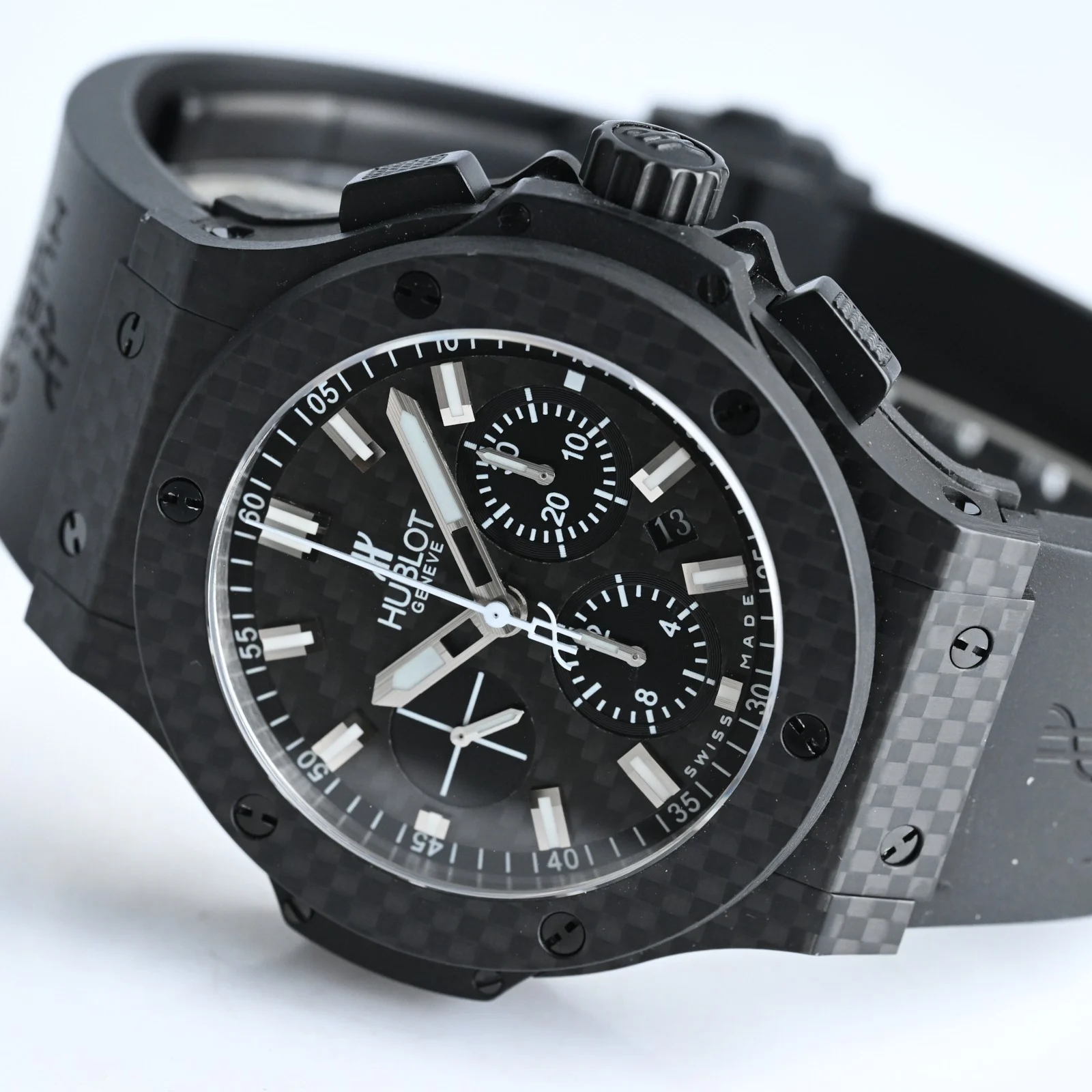 Hublot Big Bang Carbon 44mm — photographed off the sweep