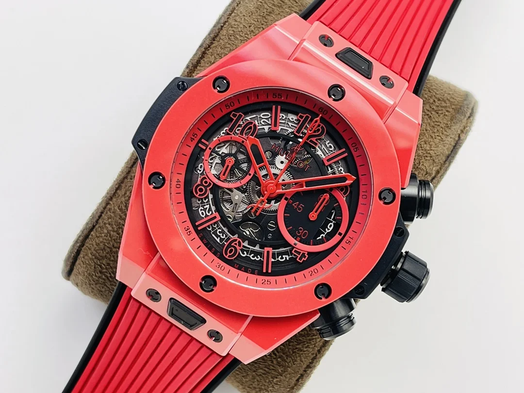 Hublot Big Bang Ceramic 45mm — photographed off the sweep