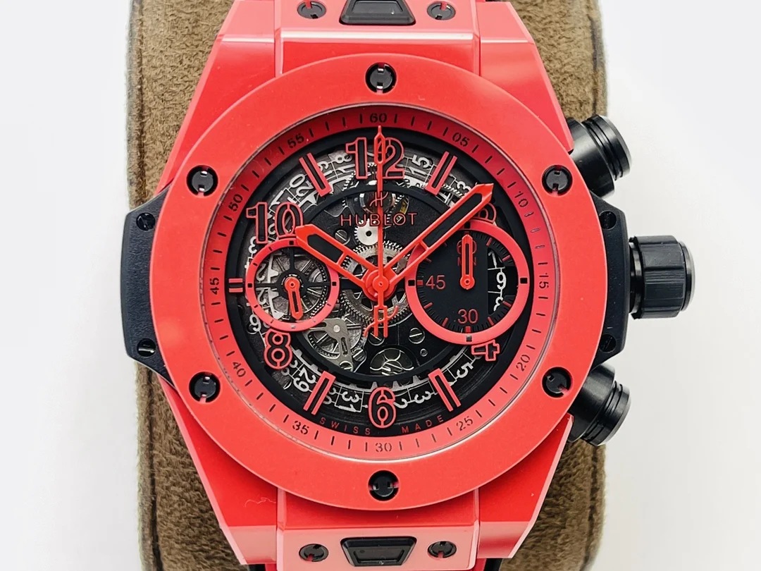 Hublot Big Bang Ceramic 45mm — photographed off the sweep