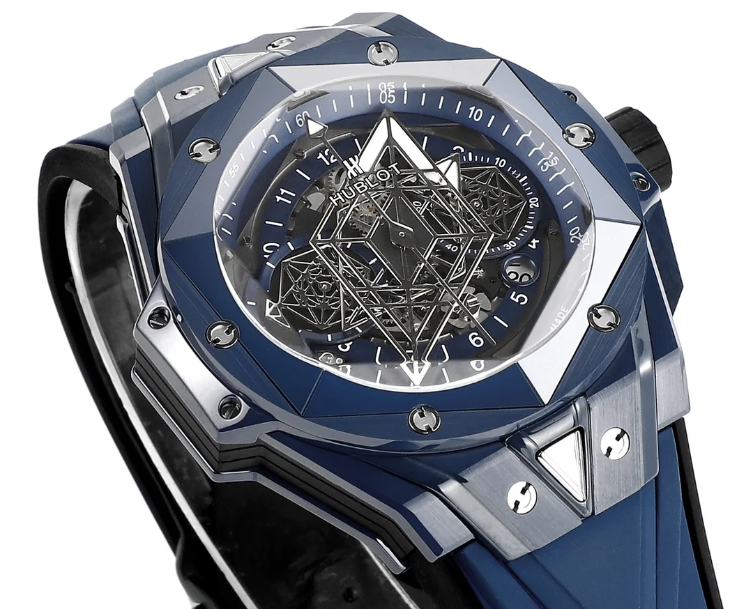 Hublot Big Bang Ceramic Diamond-Set — photographed off the sweep