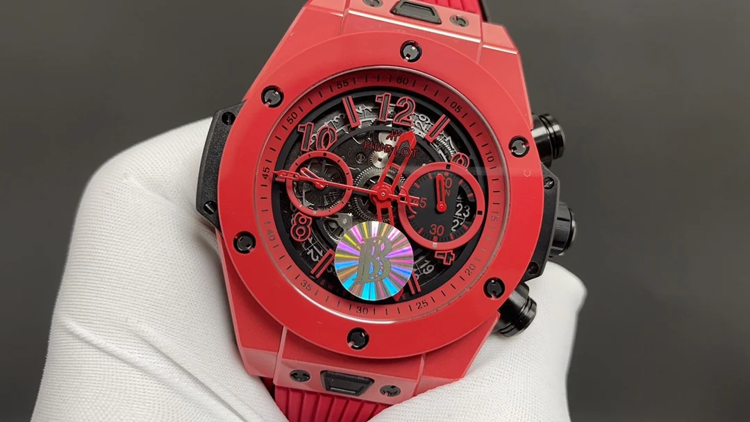 Hublot Big Bang Ceramic Red Dial — photographed off the sweep