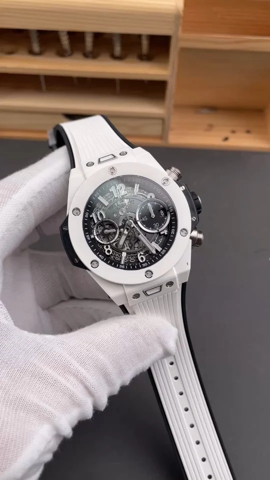 Hublot Big Bang Ceramic White Dial 42mm