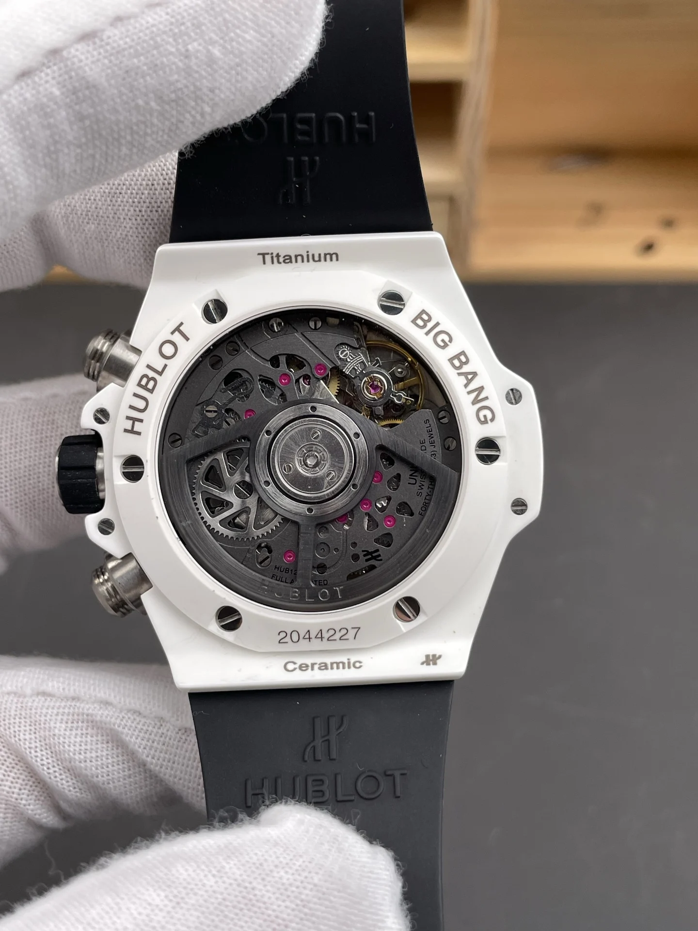 Hublot Big Bang Ceramic White Dial 42mm — photographed off the sweep