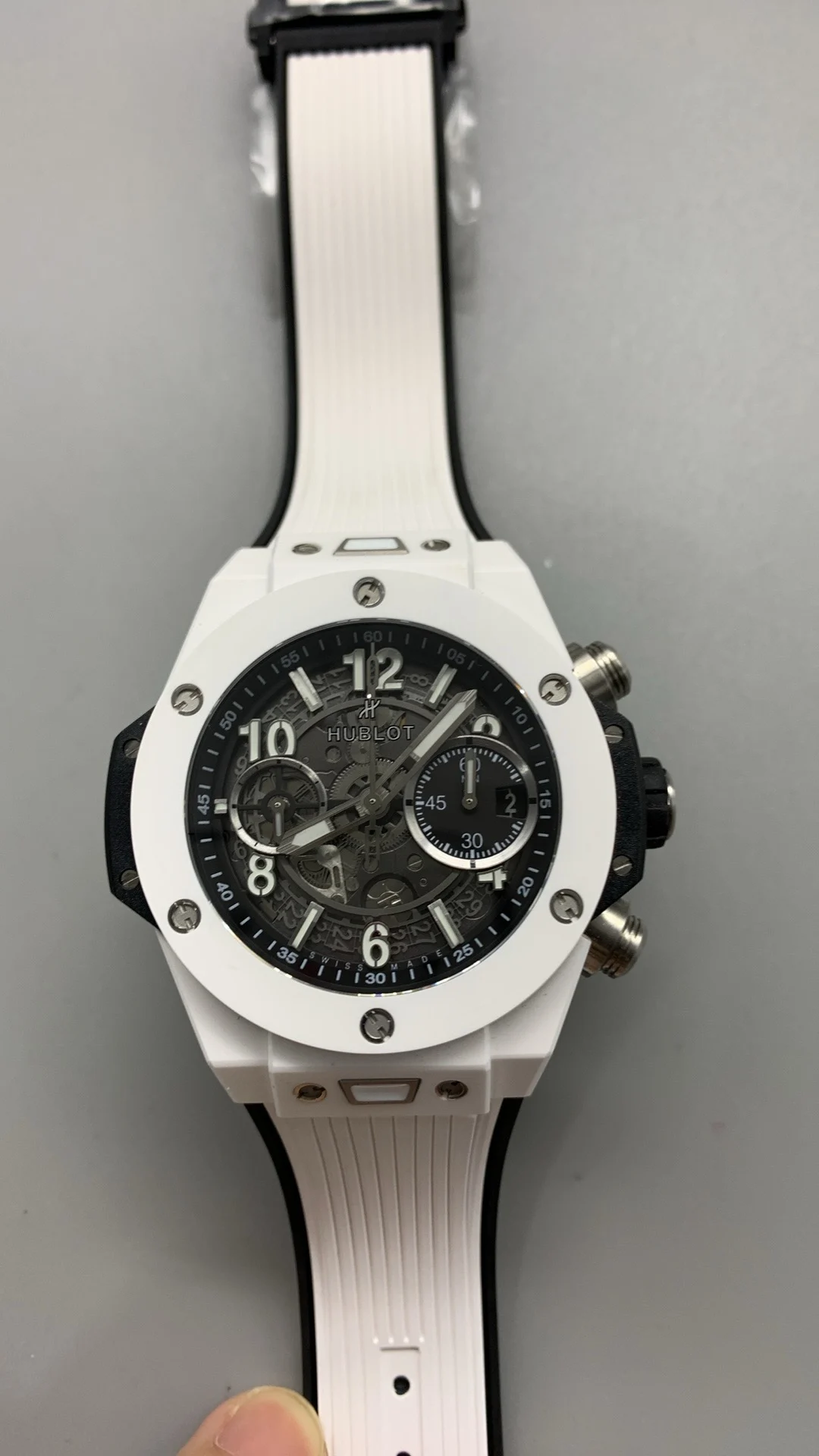 Hublot Big Bang Ceramic White Dial 42mm