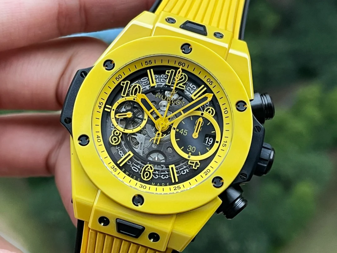 Hublot Big Bang Ceramic — photographed off the sweep
