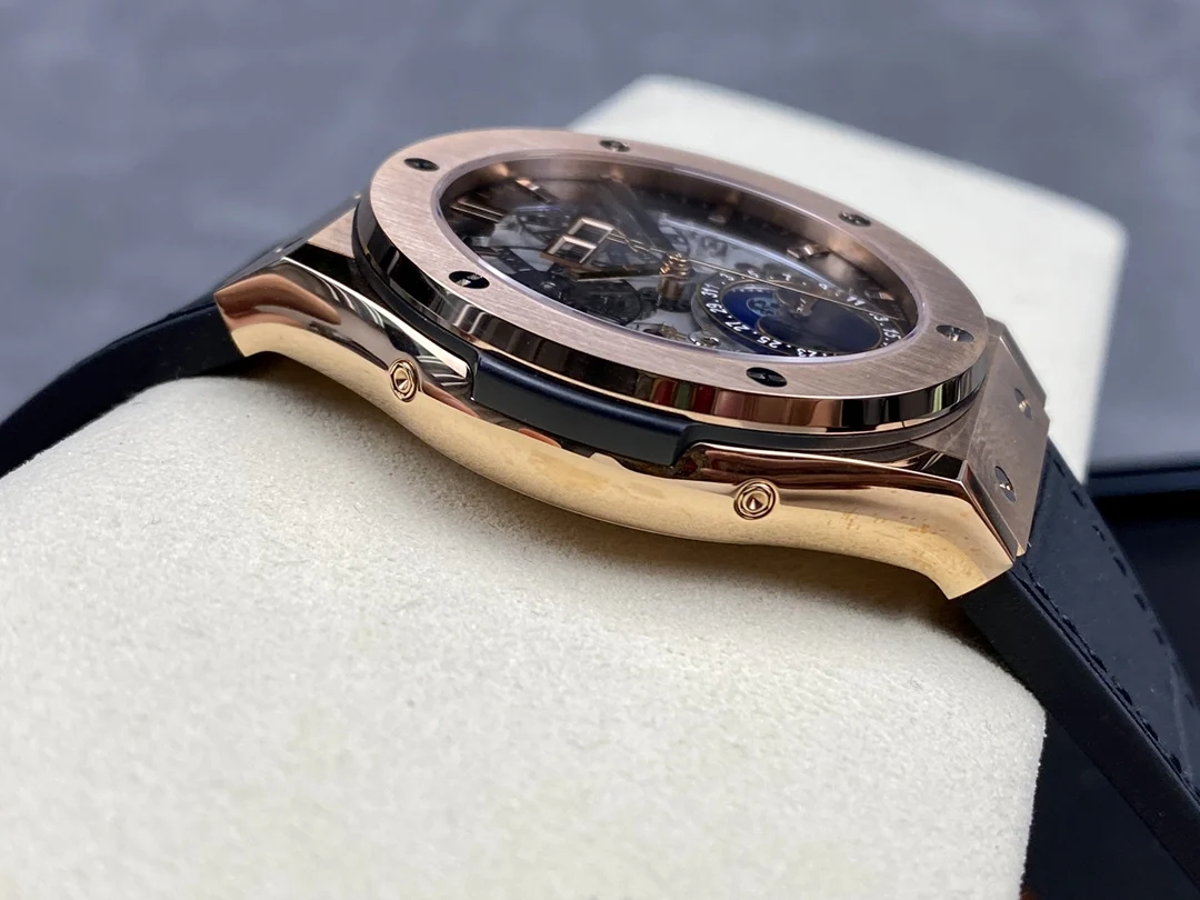 Hublot Big Bang Moon Phase — photographed off the sweep
