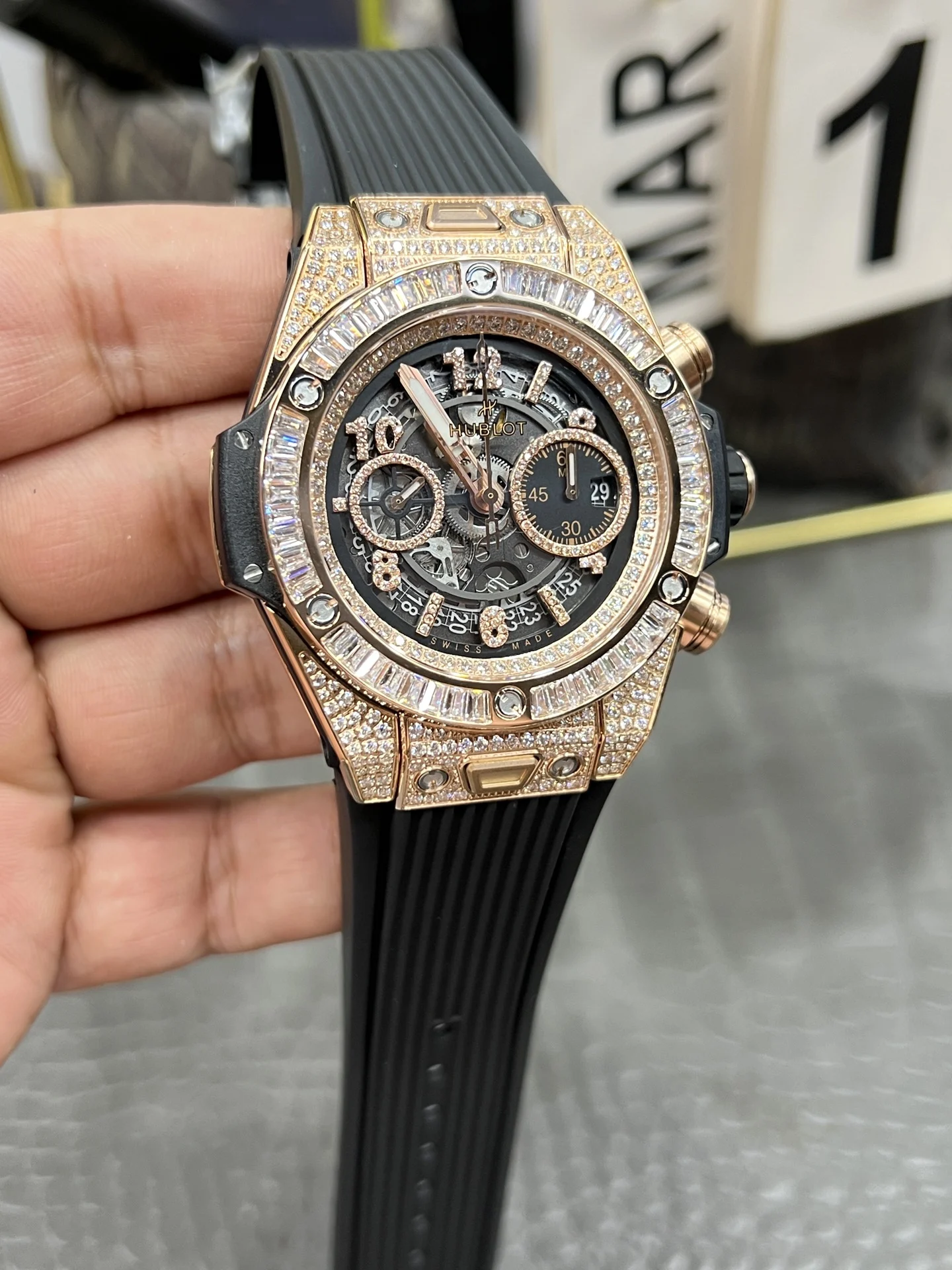 Hublot Big Bang Rose Gold — photographed off the sweep