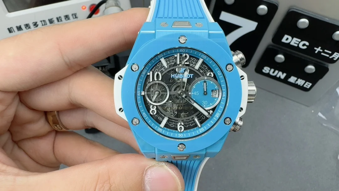 Hublot Big Bang Tiffany — photographed off the sweep