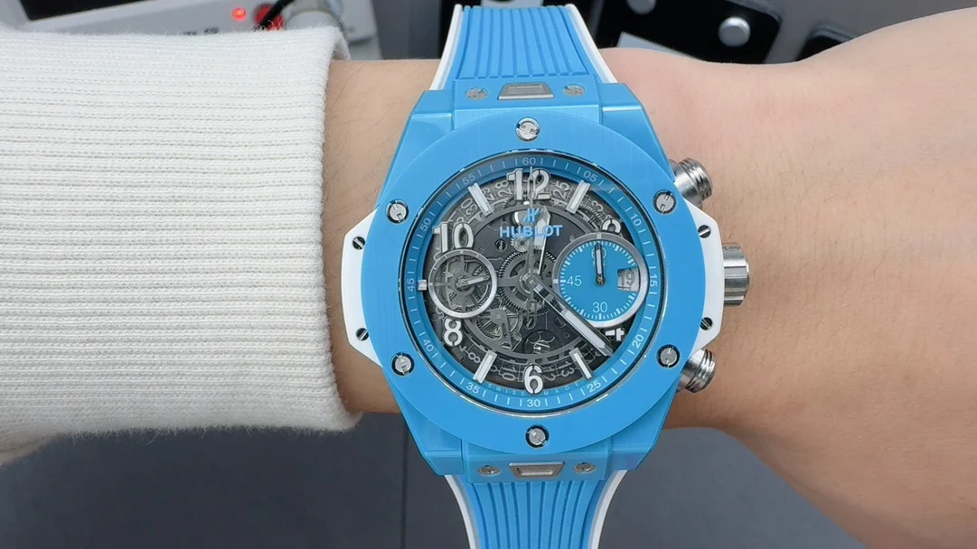 Hublot Big Bang Tiffany — photographed off the sweep