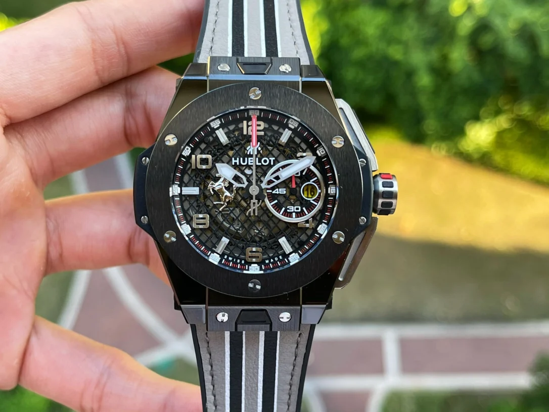 Hublot Big Bang Titanium 401.NJ.0123.VR — photographed off the sweep