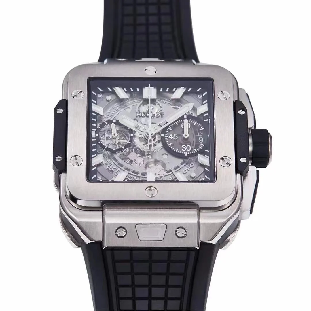 Hublot Big Bang Titanium 42mm — detail