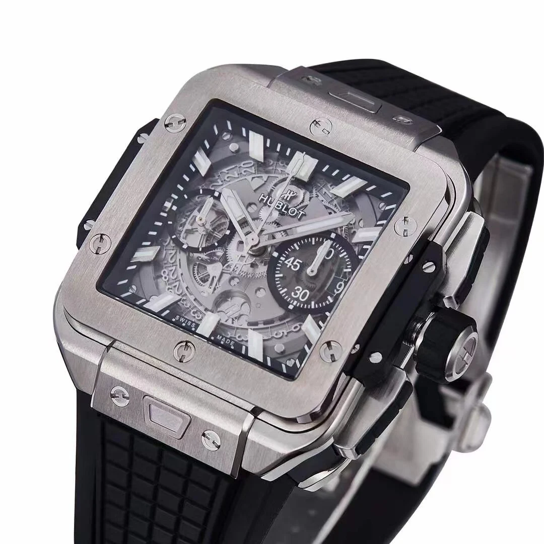 Hublot Big Bang Titanium 42mm — detail