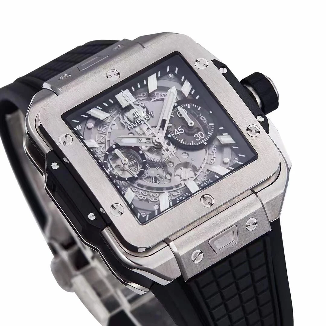 Hublot Big Bang Titanium 42mm — detail