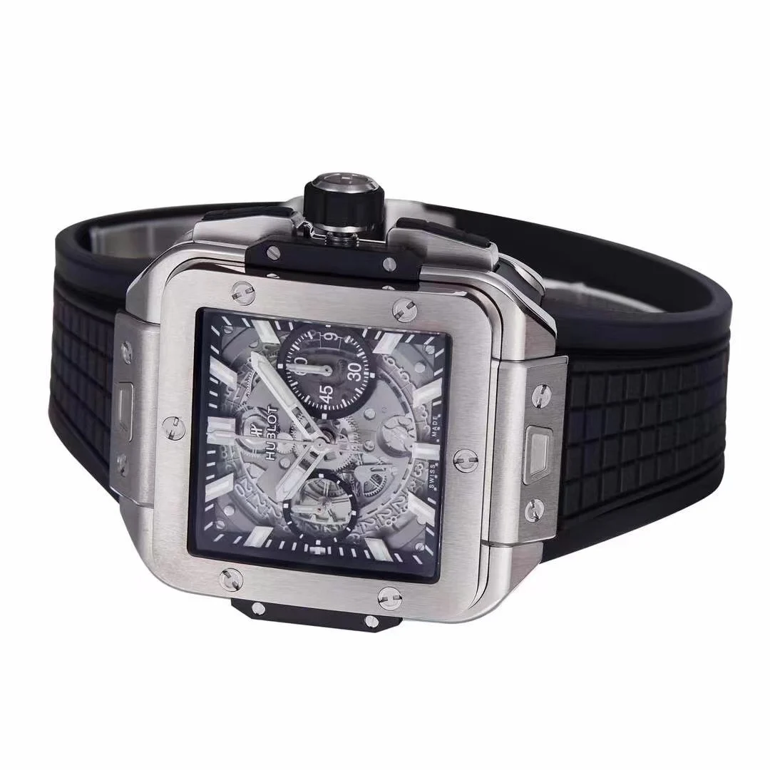 Hublot Big Bang Titanium 42mm — detail