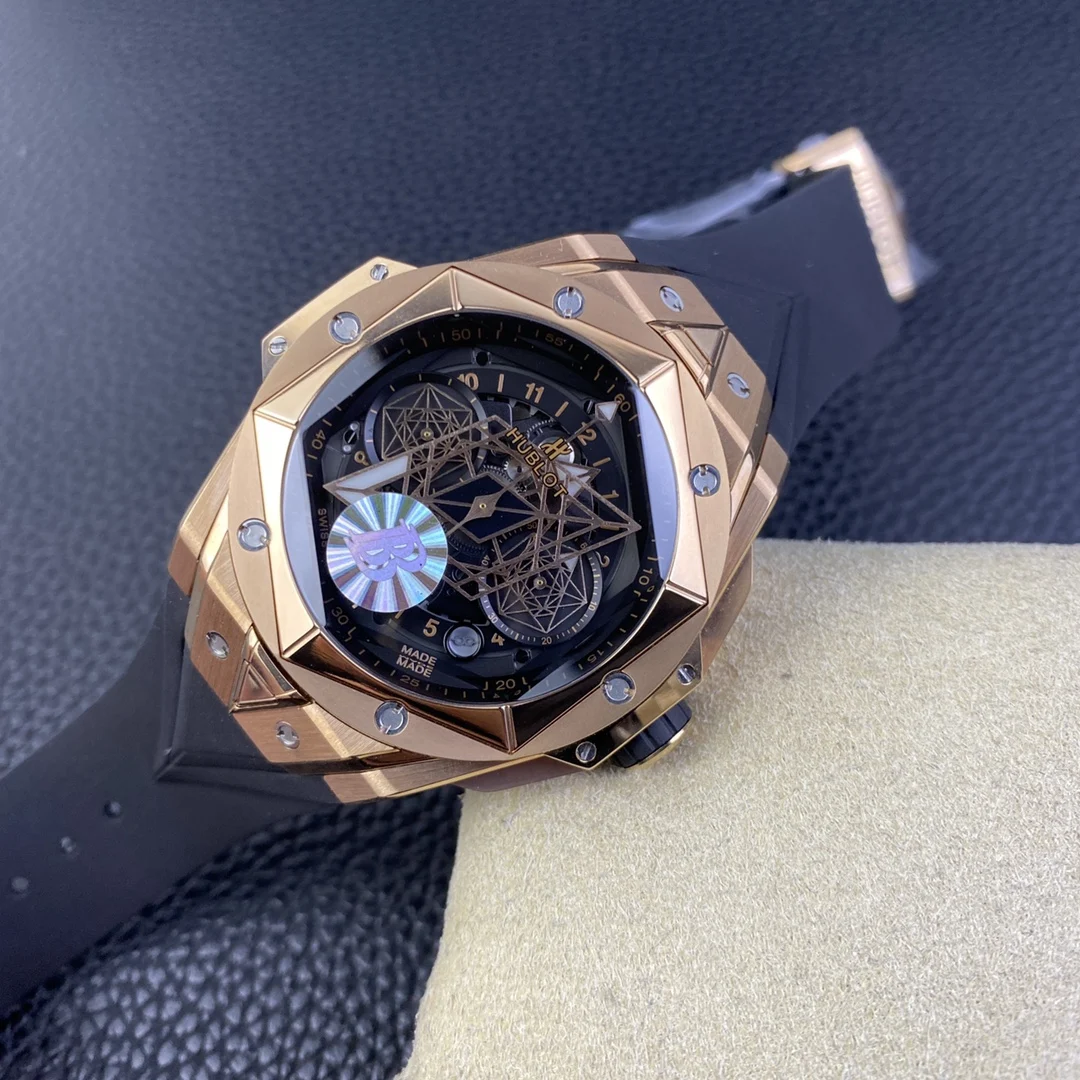 Hublot Big Bang Titanium 45mm — photographed off the sweep