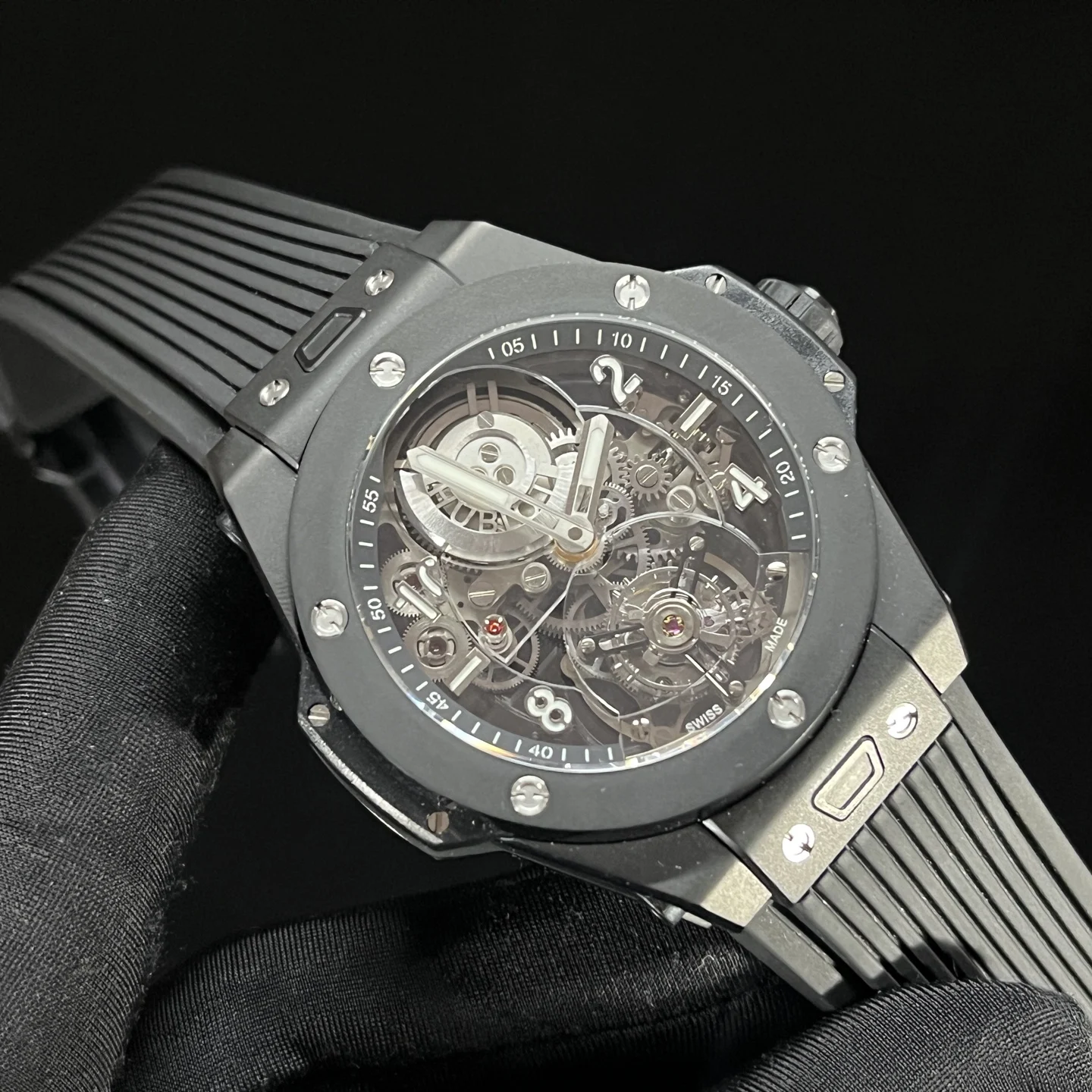 Hublot Big Bang Tourbillon Rose Gold — photographed off the sweep