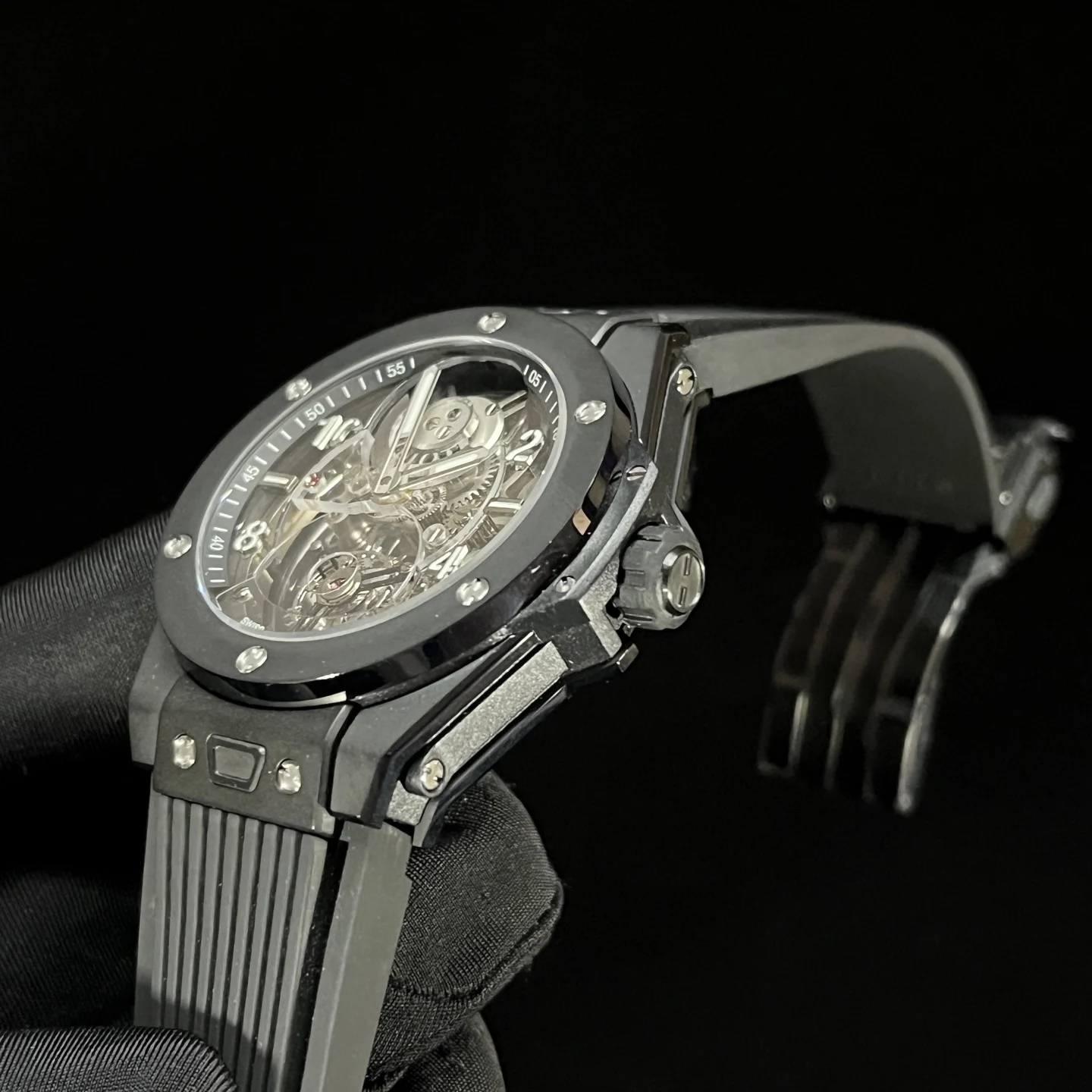 Hublot Big Bang Tourbillon Rose Gold — photographed off the sweep