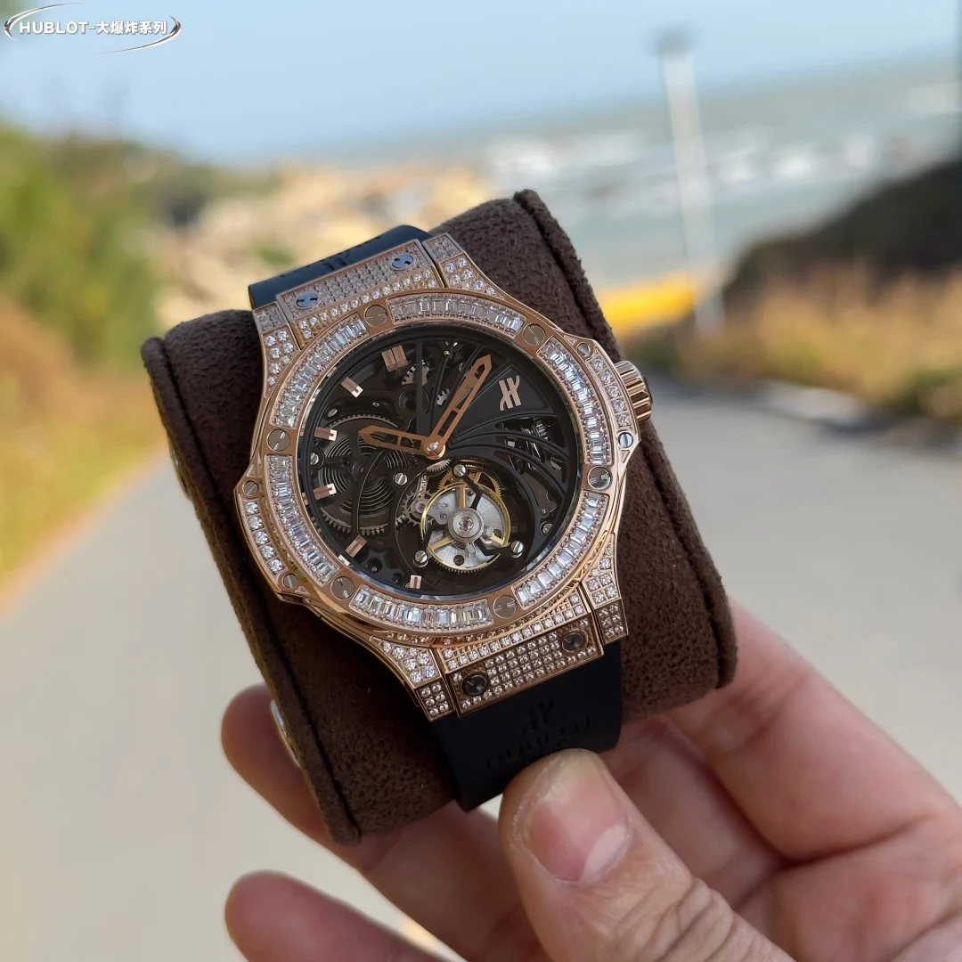 Hublot Big Bang Tourbillon Steel β photographed off the sweep