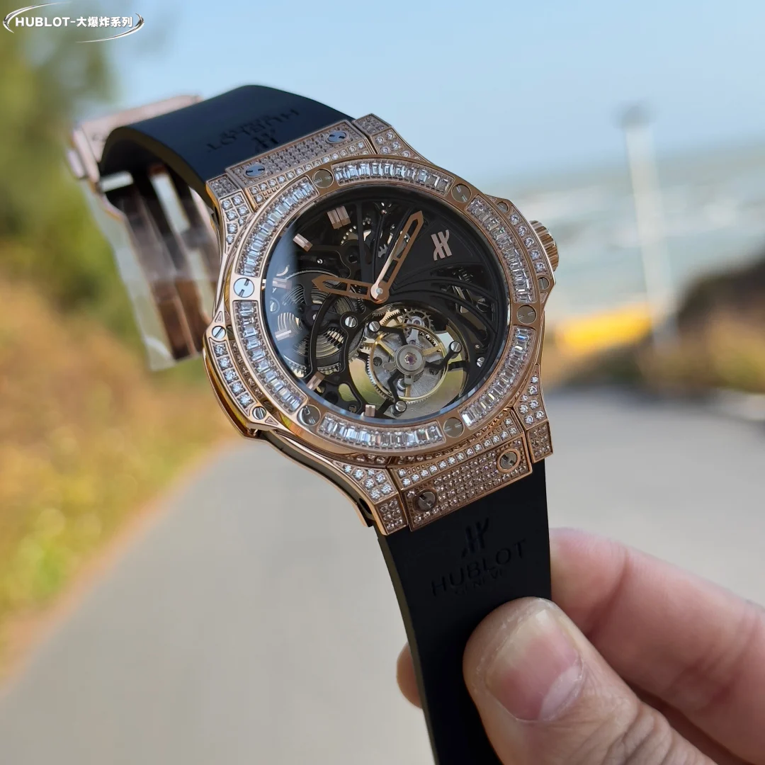 Hublot Big Bang Tourbillon Steel — photographed off the sweep