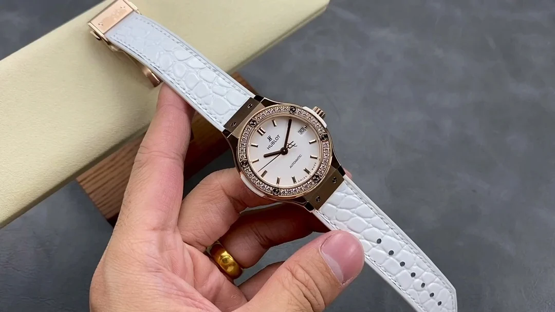 Hublot Classic Fusion 565.NX.1171.RX
