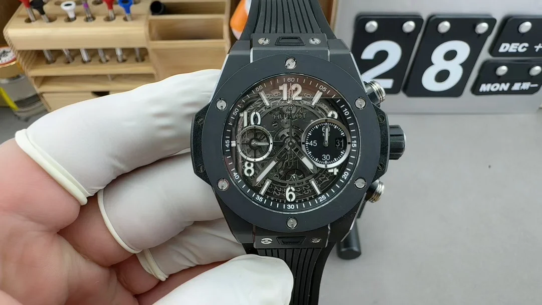 Hublot timing — photographed off the sweep