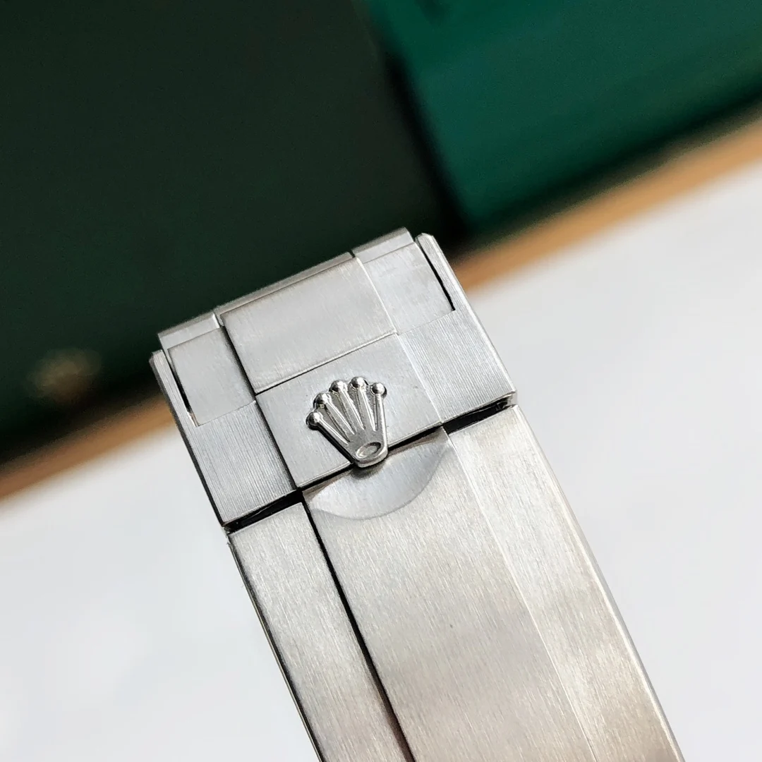 Imported 904 steel strand — photographed off the sweep