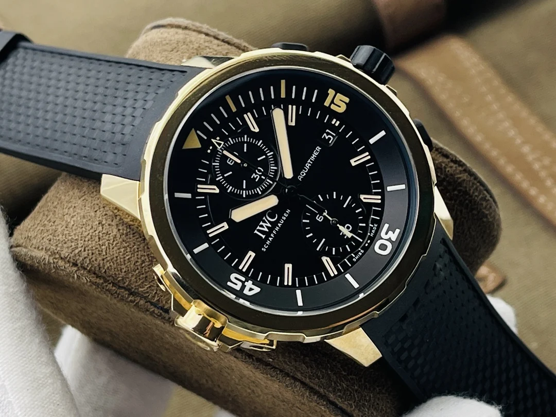 IWC Aquatimer IW379503 — photographed off the sweep