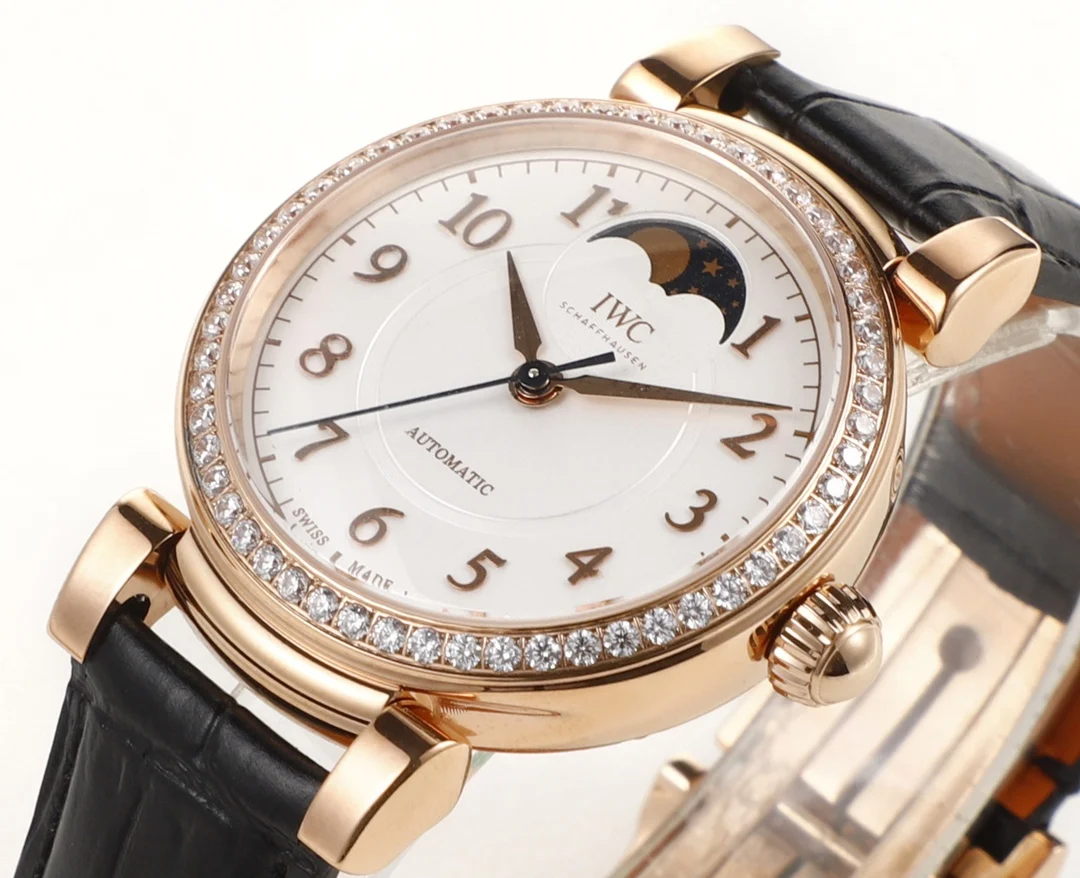 IWC Da Vinci Moon Phase IW459306 — photographed off the sweep