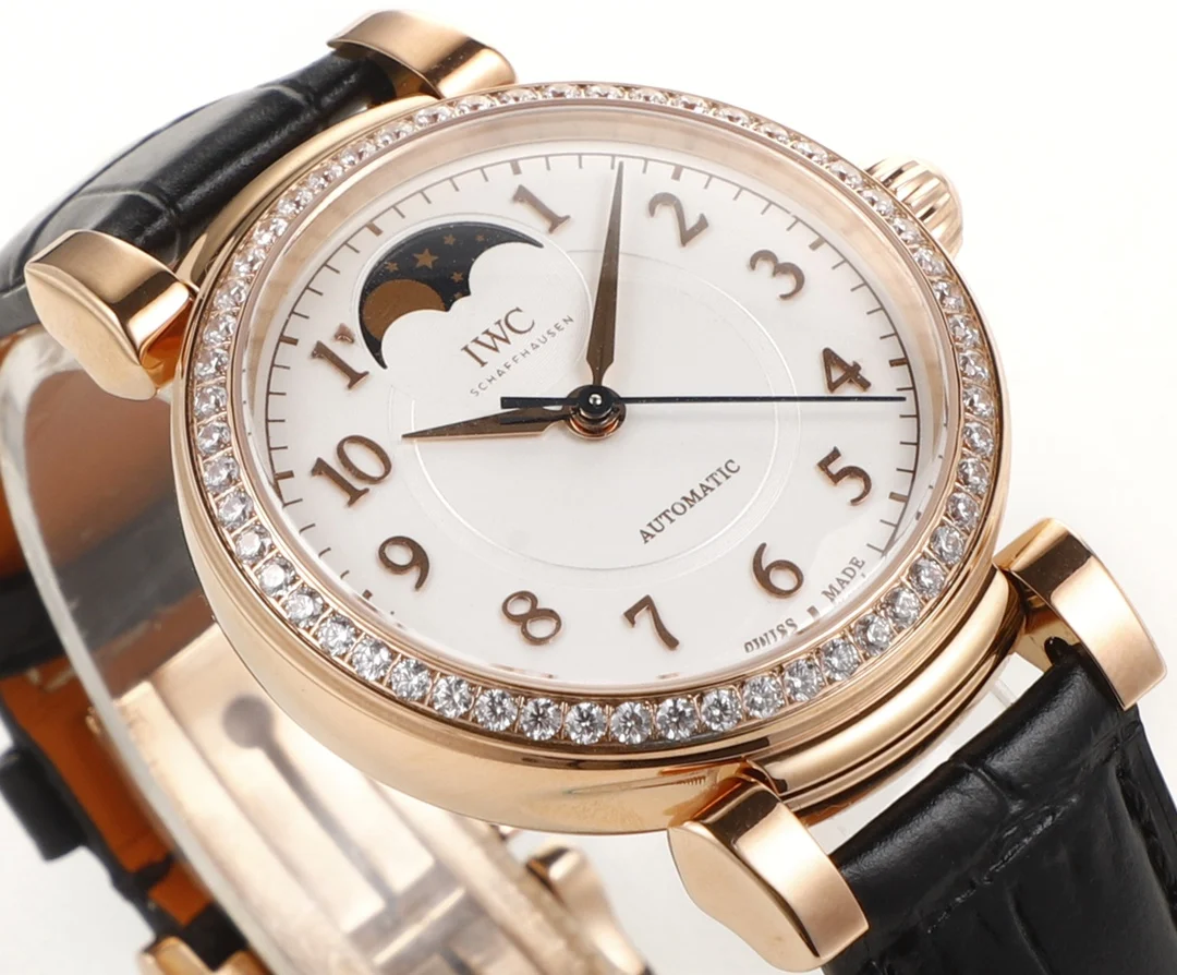 IWC Da Vinci Moon Phase IW459306 — photographed off the sweep