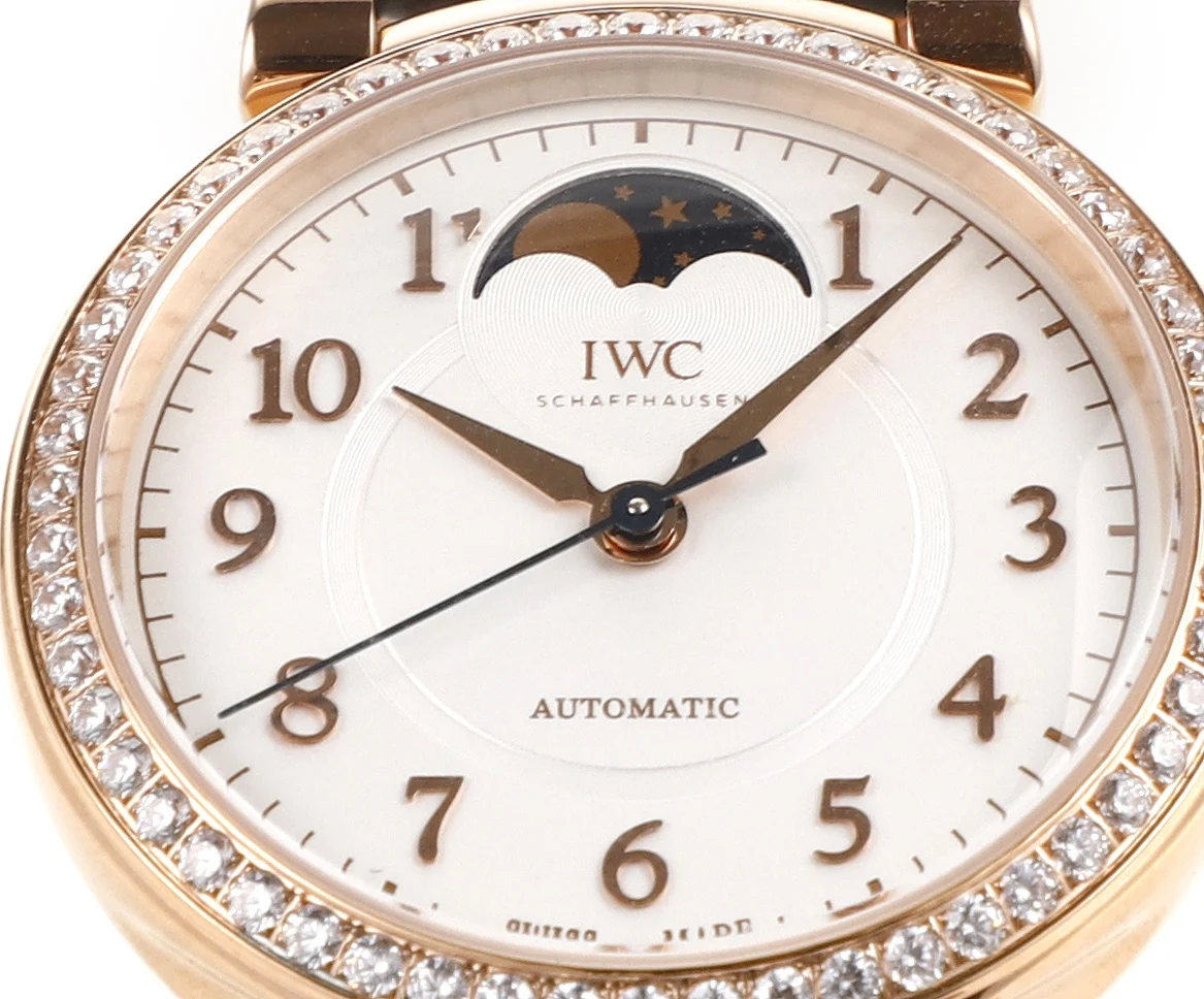 IWC Da Vinci Moon Phase IW459306 — photographed off the sweep